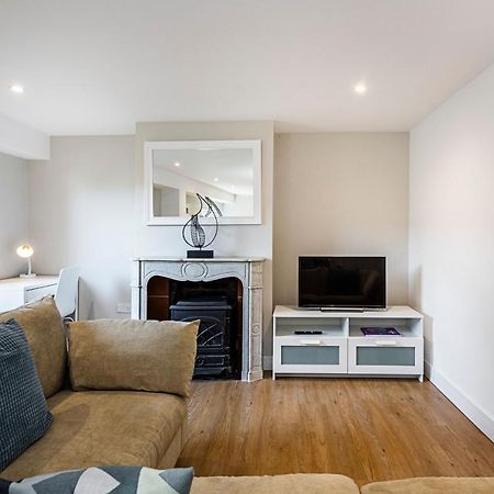 South Woodford 2 Bed En-Suite House London Kültér fotó
