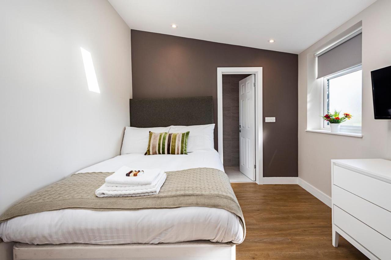 South Woodford 2 Bed En-Suite House London Kültér fotó