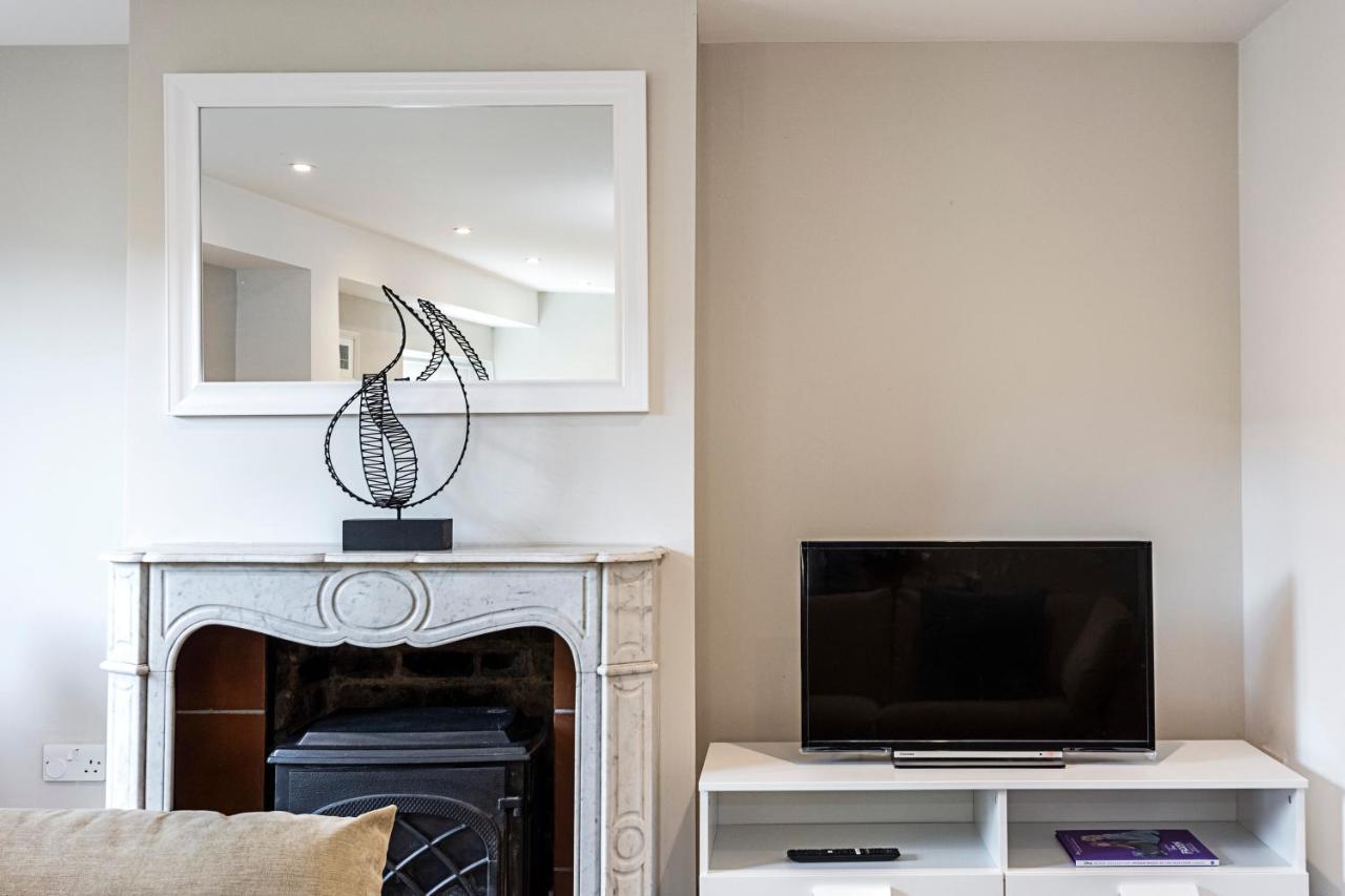 South Woodford 2 Bed En-Suite House London Kültér fotó