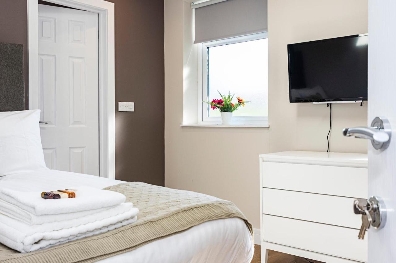 South Woodford 2 Bed En-Suite House London Kültér fotó
